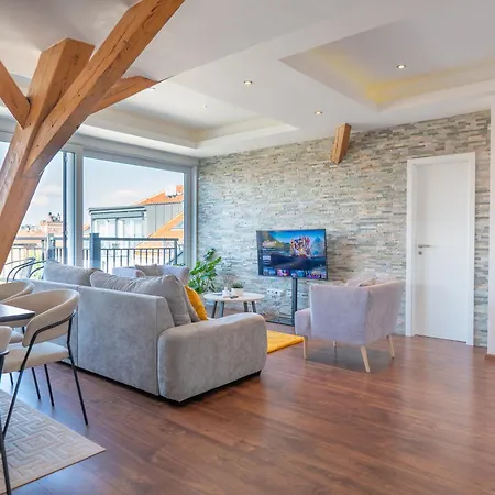 Greentreehomes - Penthouse Weide - Zentral - Privatparkplatz - Familienfreundlich Bamberg