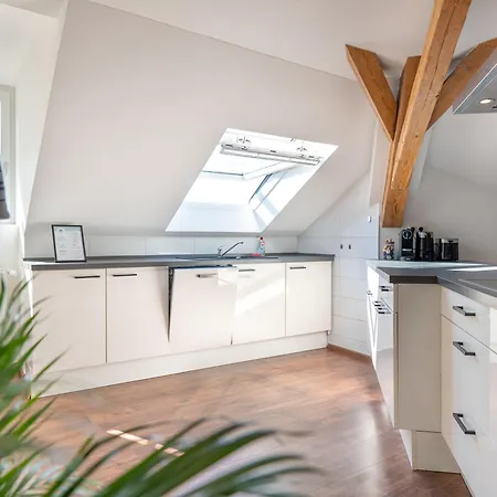 Greentreehomes - Penthouse Weide - Zentral - Privatparkplatz - Familienfreundlich Apartamento *
