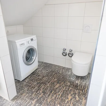 Greentreehomes - Penthouse Weide - Zentral - Privatparkplatz - Familienfreundlich Apartamento *
