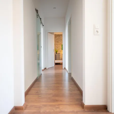 Greentreehomes - Penthouse Weide - Zentral - Privatparkplatz - Familienfreundlich * Bamberg