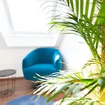 Greentreehomes - Penthouse Willow *